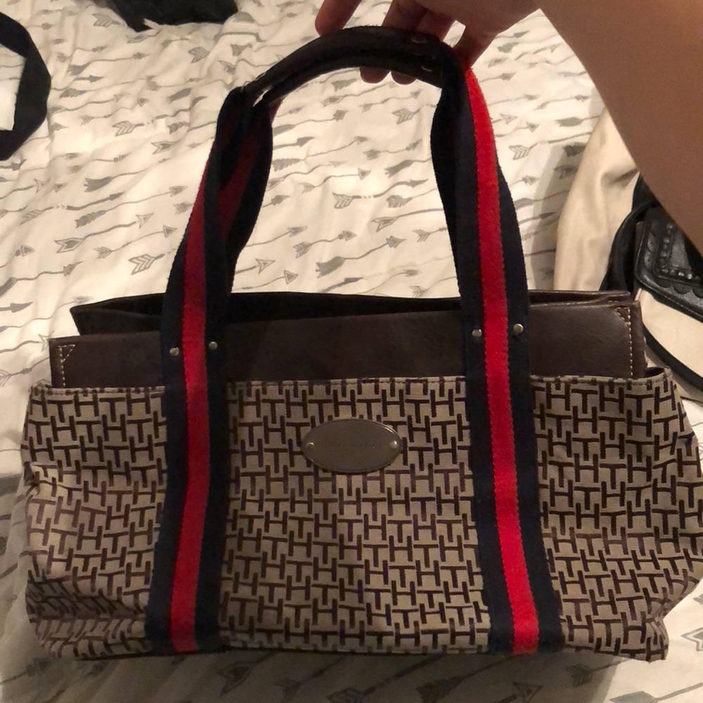 Tommy hilfiger purse - Picture 1 of 6